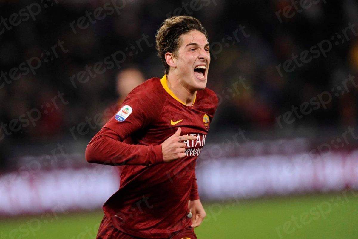 Zaniolo è il re: è entrato nel cuore dei tifosi della Roma. E la sua maglia vola