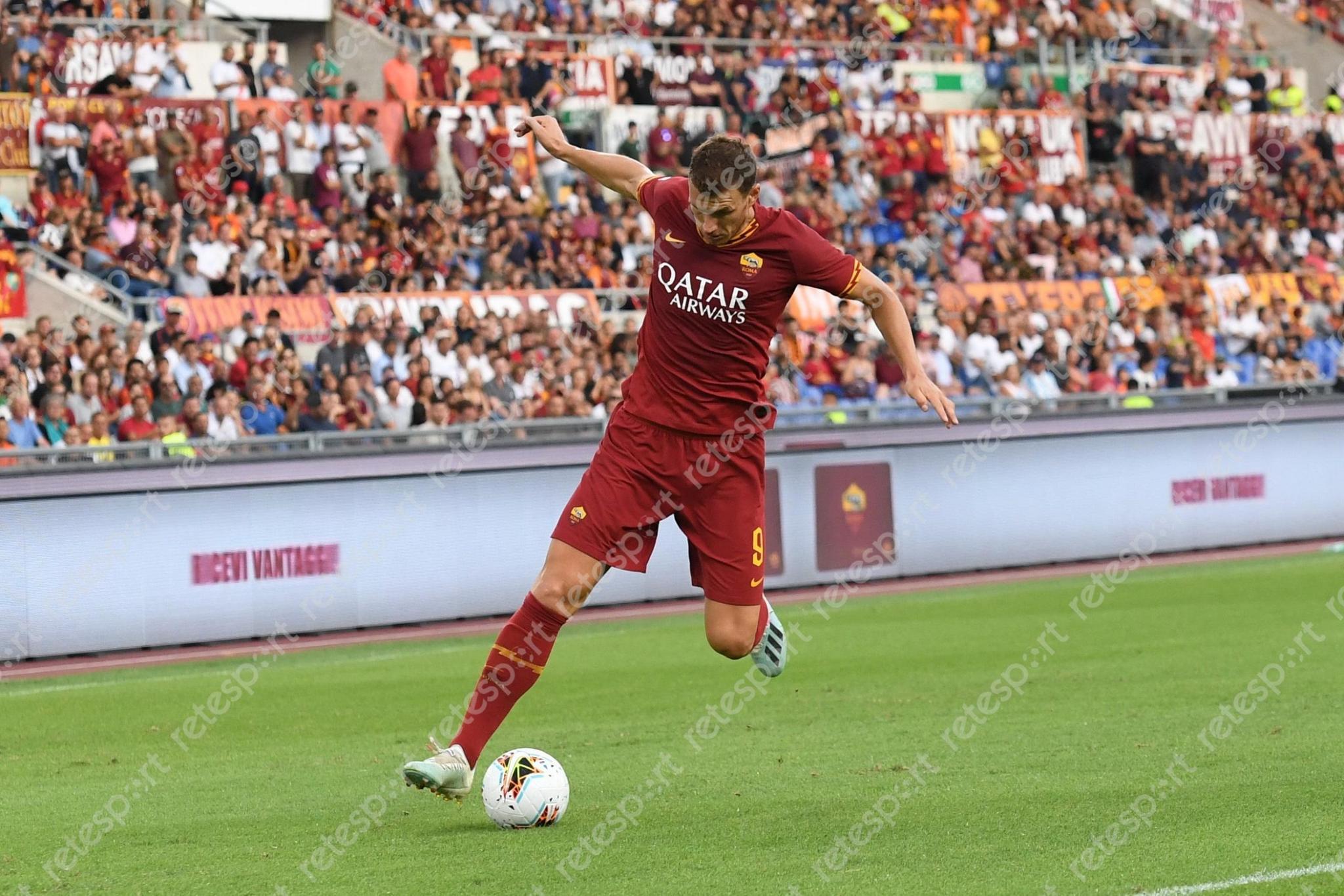 Roma, Dzeko può partire: si lavora allo scambio Milik-Under