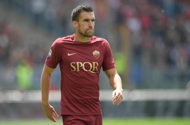 Strootman, il derby continua sui social