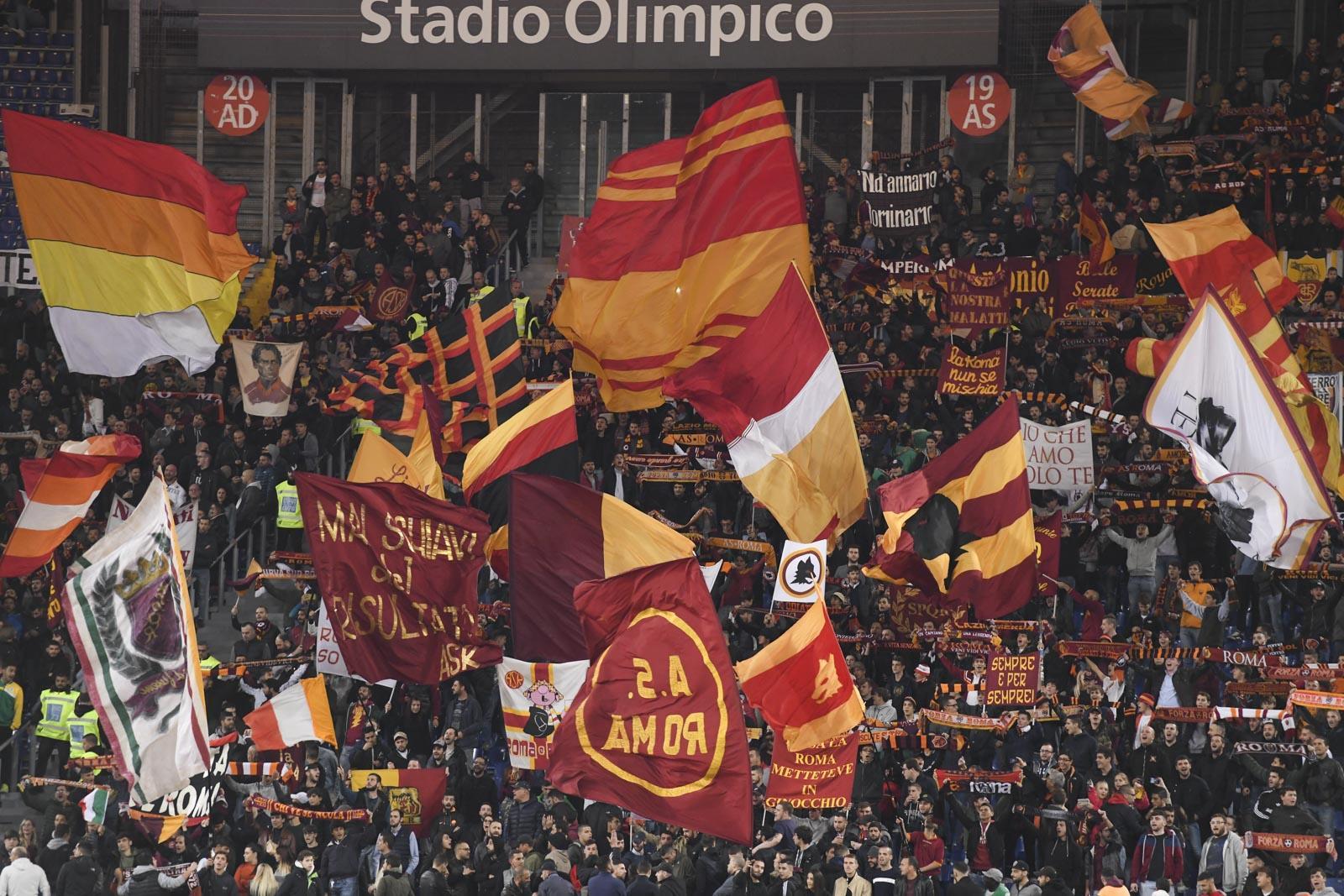 Napoli-Roma, vietata la vendita dei biglietti ai residenti della Regione Lazio