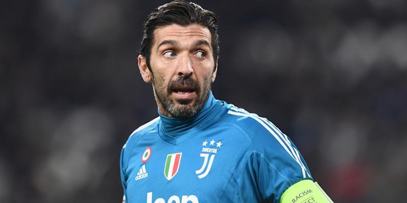 Uefa, aperti due procedimenti disciplinari contro Buffon