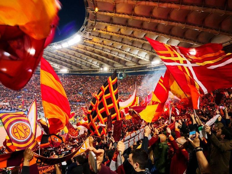 Curva Sud: Portiamo tutti una sciarpa, la bandiera e tanta voce! -  Retesport 104.2 FM