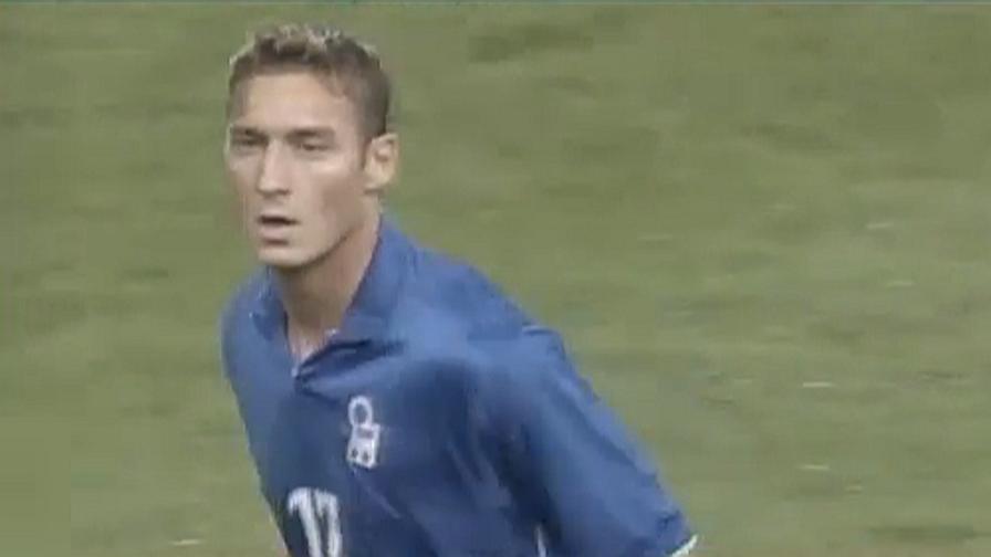 La nostra storia: il 10 ottobre 1998 l’esordio di Totti in Nazionale