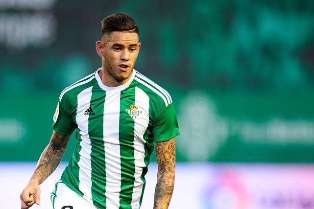 Betis, Sanabria: “A Roma speravo di giocare di più, Totti uno dei più forti della storia”