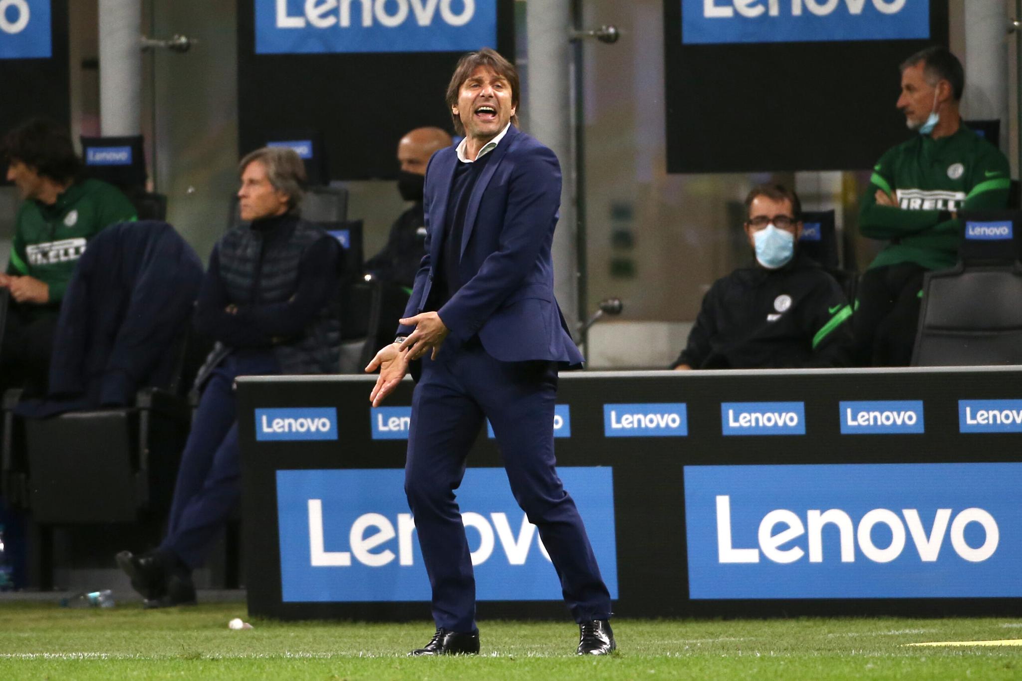 Conte-Tottenham, ufficiale l’addio: la Roma spera di tenere Mou, ma ora può informarsi