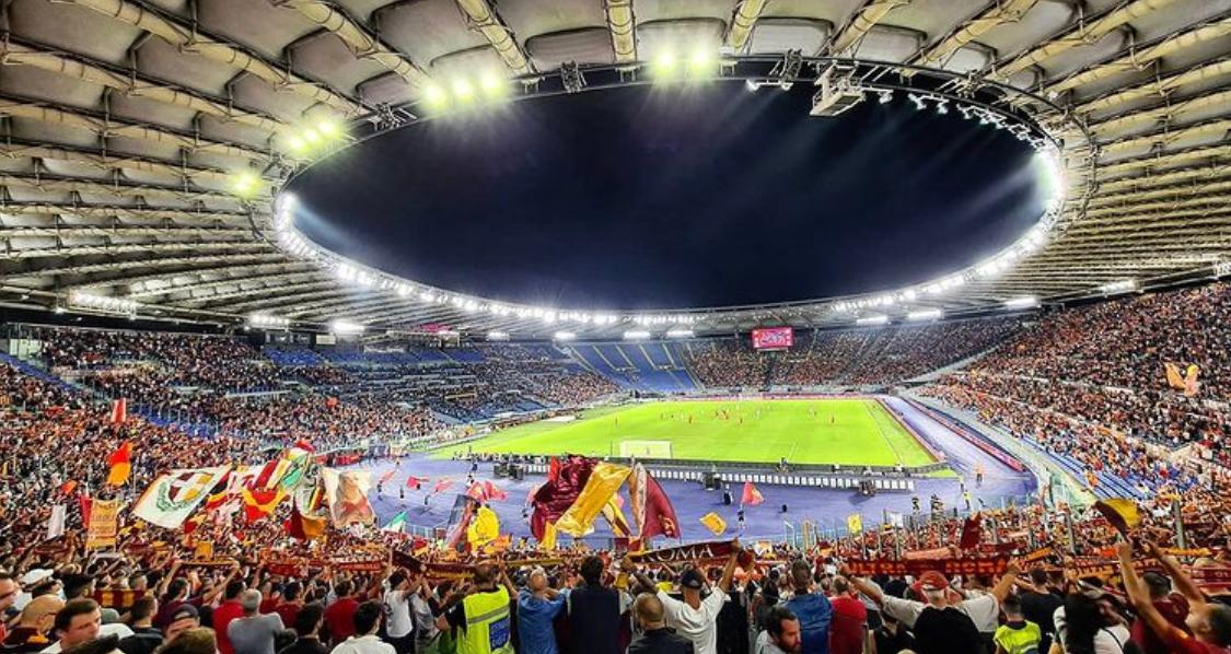 I Friedkin dipingono l’Olimpico: “Per il derby, tutto giallorosso”