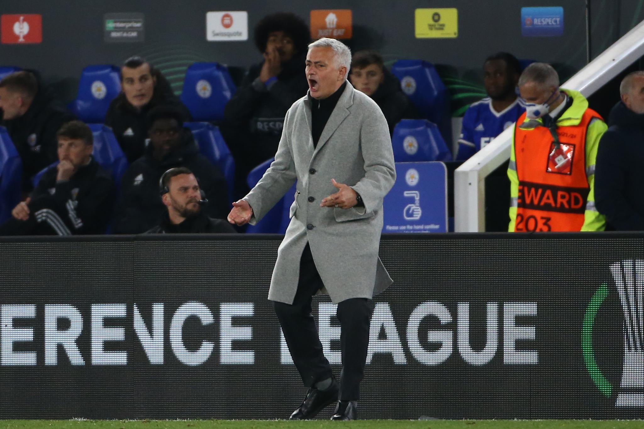 Mourinho: “Roma con personalità. Ritorno complicato, i tifosi ci caricheranno”