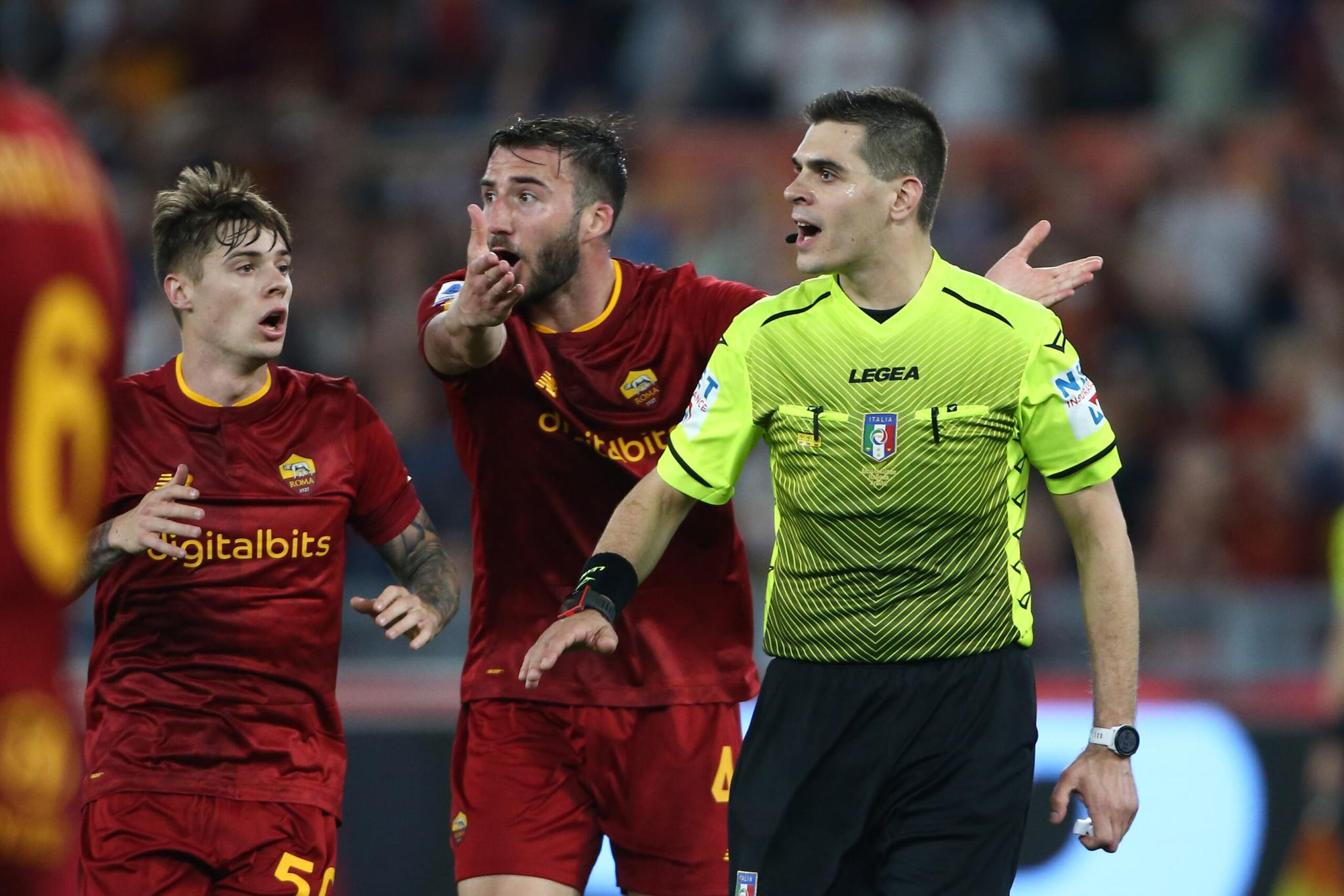 Cristante bestemmia durante Roma-Juventus: rischia di saltare l’Atalanta per squalifica