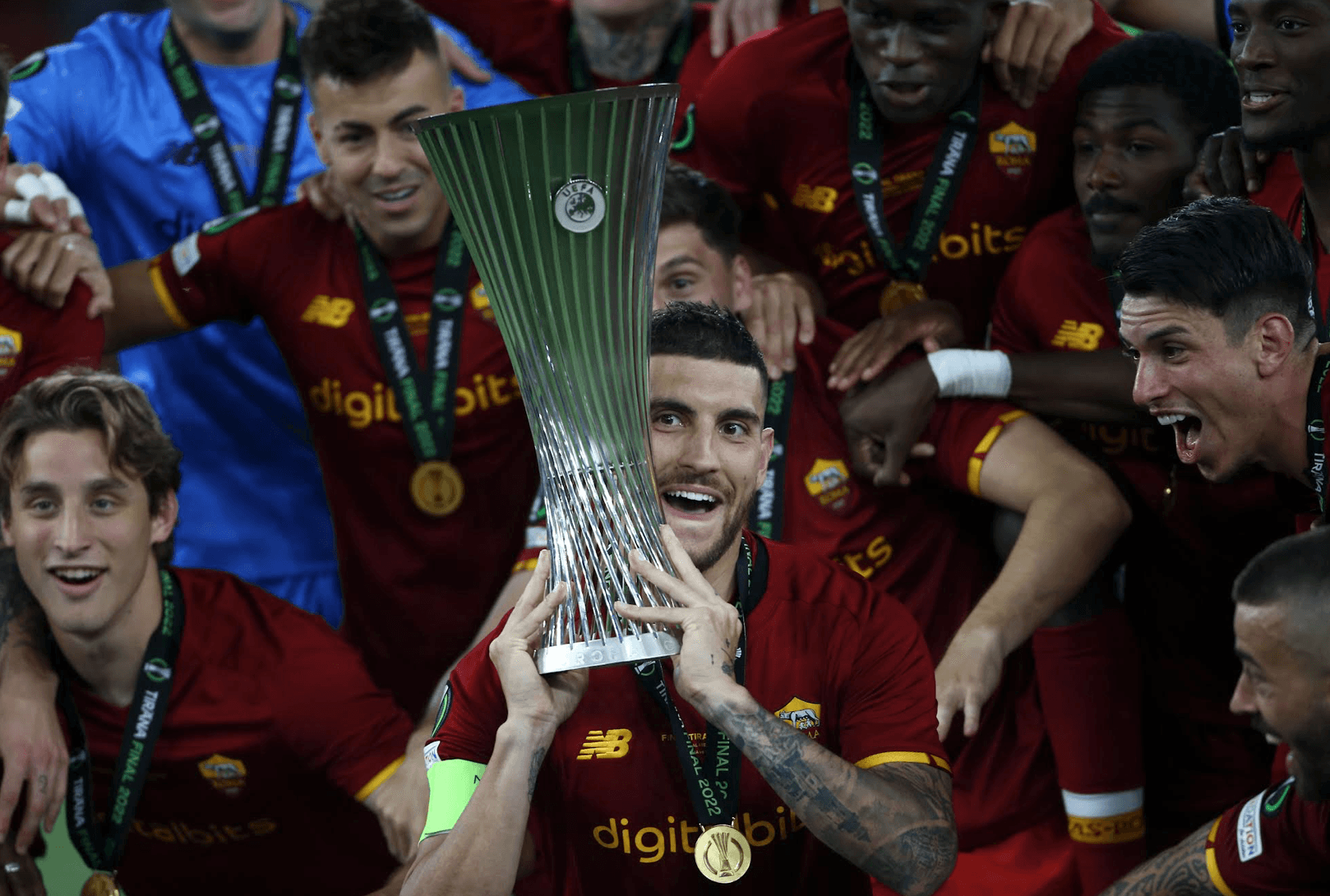 Roma, beffa dalla Uefa: dal 2024 la nuova Supercoppa europea tra le vincitrici di Europa e Conference League