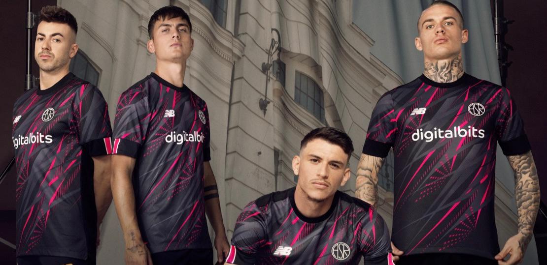 Roma, presentata la terza maglia che debutterà con l’Helsinki: tutti i dettagli – GALLERY
