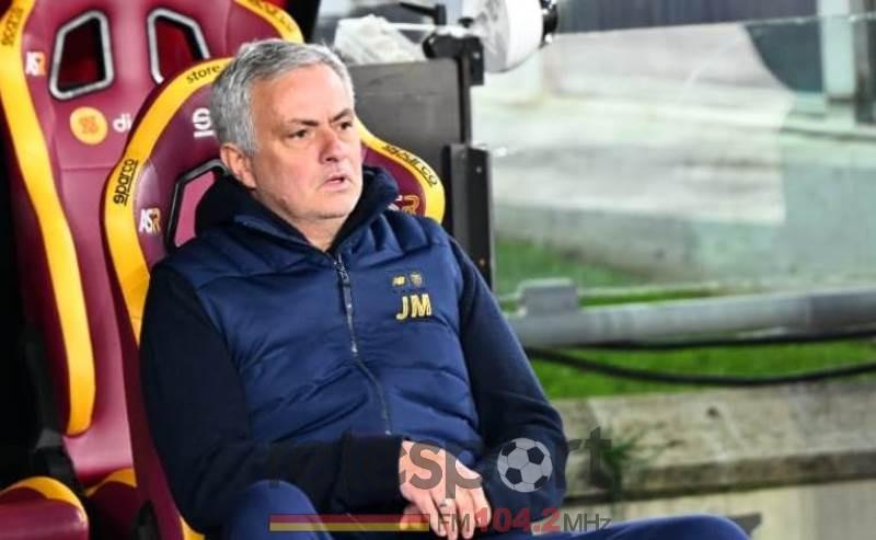 Mourinho: “Non siamo attrezzati per arrivare in Champions. Chiffi peggior arbitro della mia carriera”