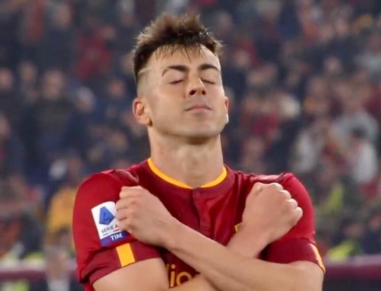El Shaarawy attende il rinnovo con la Roma: c’è il Milan alla finestra