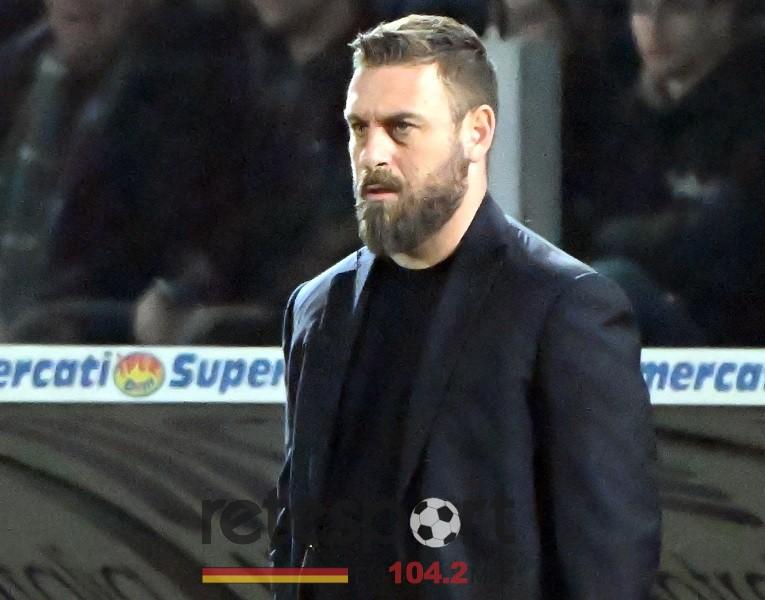 Mister De Rossi valuta la difesa a “tre e mezzo”