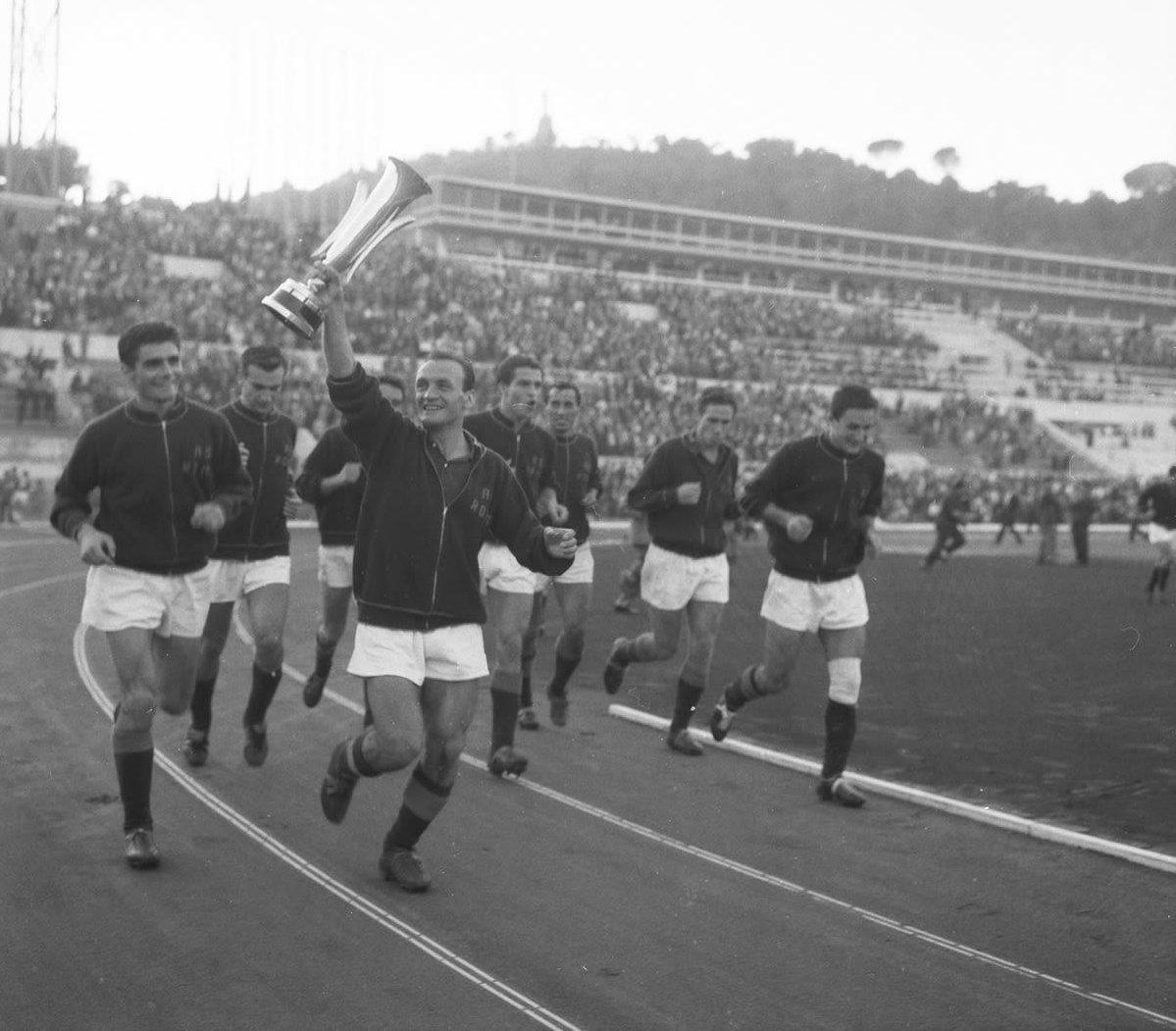 La Roma piange la scomparsa di Giacomino Losi: Core de Roma e capitano leggendario