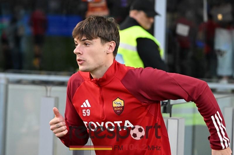 Calciomercato, Zalewski dice no al Galatasaray e resta alla Roma