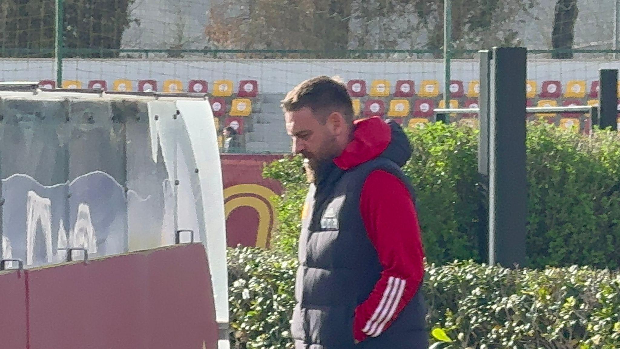 Trigoria: Karsdorp in gruppo. Out Kristensen e Abraham