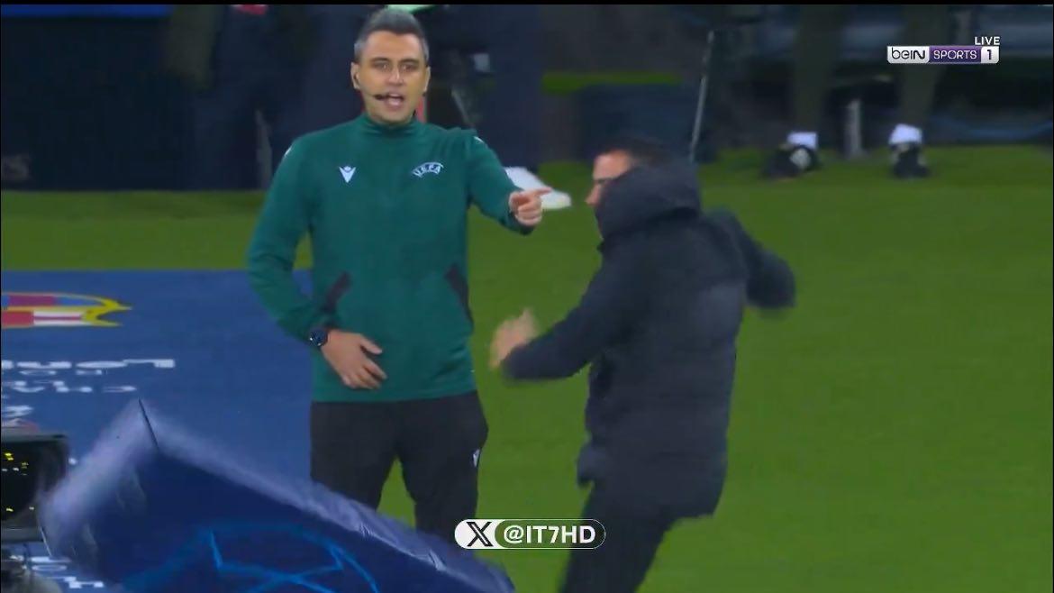 Xavi espulsione e follia: “Kovacs pessimo, eliminati da lui”. Un anno fa criticava Mou