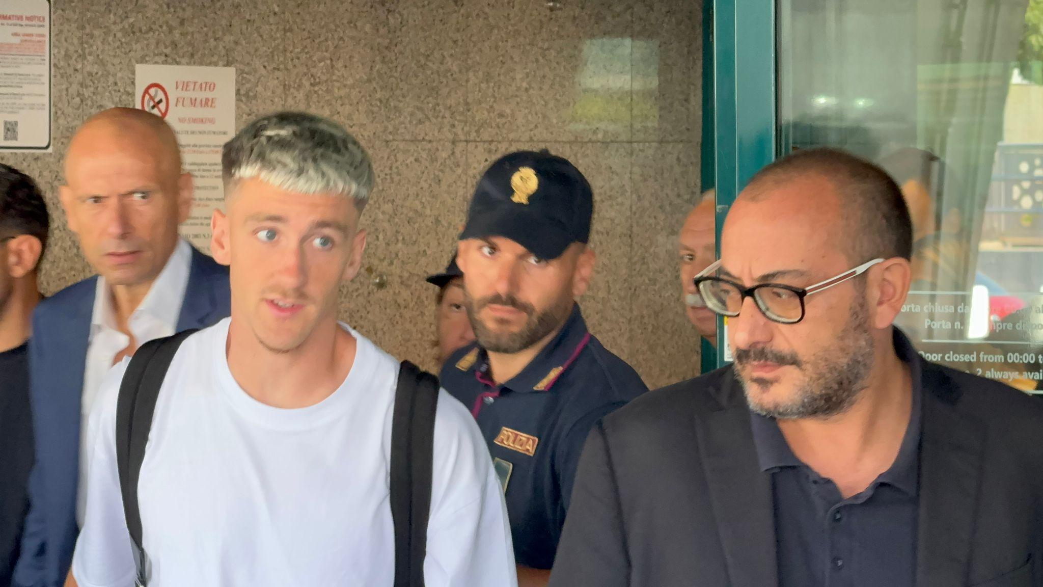 Roma, ufficiale il prestito di Saelemaekers: “De Rossi mi ha convinto, vuole riportare il club in alto”