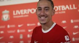 Tsimikas vuole la Roma, ma il Liverpool non ha ancora aperto al prestito: gli aggiornamenti