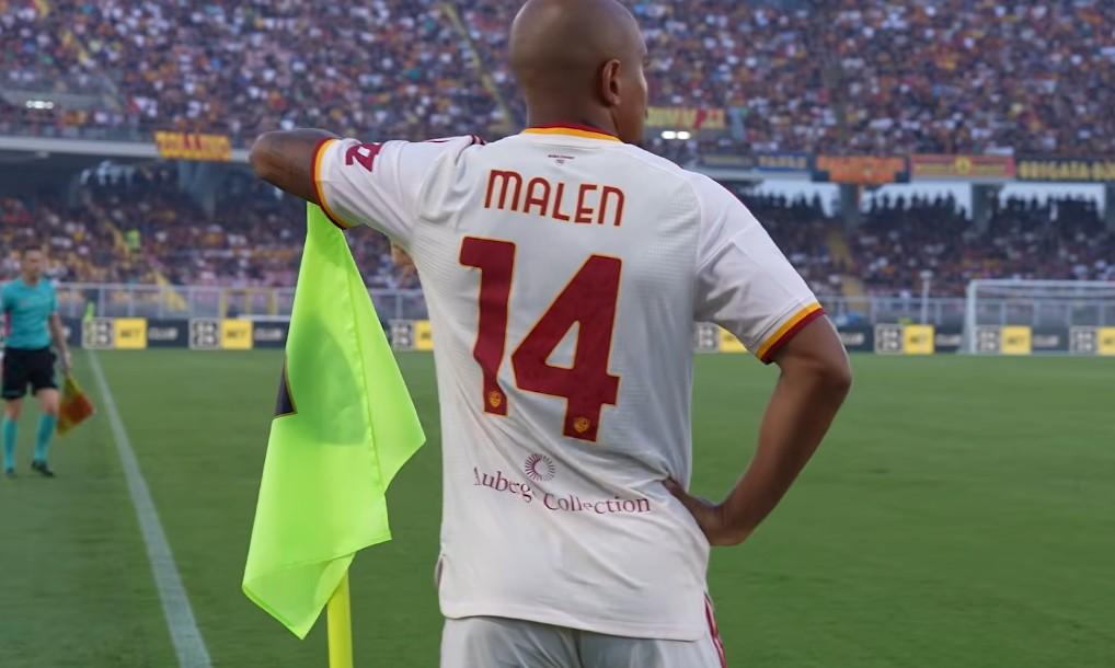 Malen, dolore al ginocchio ma Xavi glissa: “Per me non ha niente, peccato non sia qui”