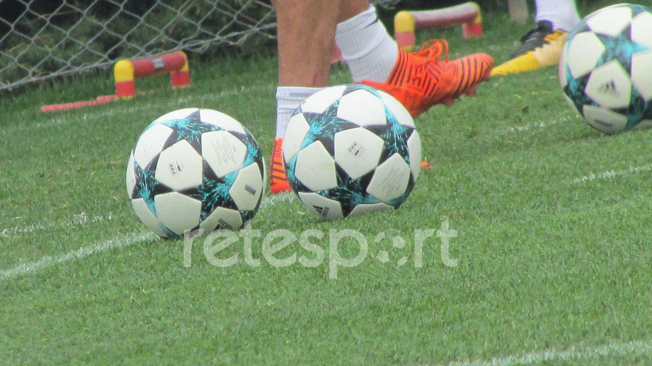 Roma, Di Francesco conta gli uomini per il Barça: il problema è Nainggolan