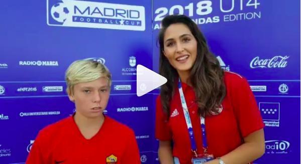 Cristian Totti stupisce a Madrid per sportività e classe (VIDEO)