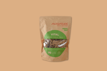 Dieta BARF, come gestirla in vacanza con la linea VITAL di ANiNATURE