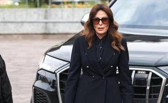 La sfida di Santanchè: altro che dimissioni, oggi al lavoro al ministero – GUARDA IL VIDEO