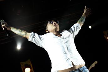 Ultimo, oggi il concerto record a Tor Vergata: dall’arrivo in elicottero ai numeri dello show